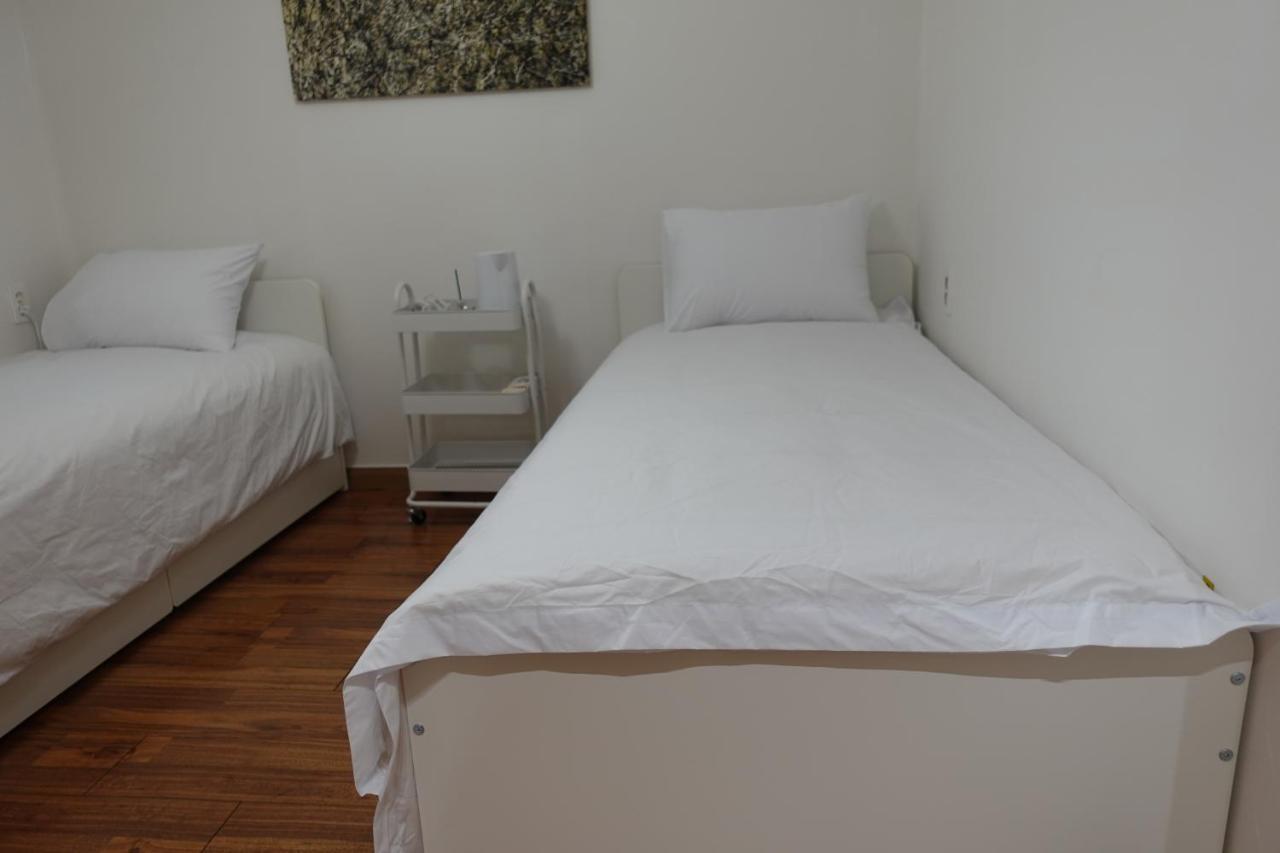Hostel Jl In Chung-Jeong Seul Zewnętrze zdjęcie